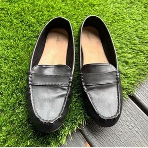 Old Navy Black Loafers